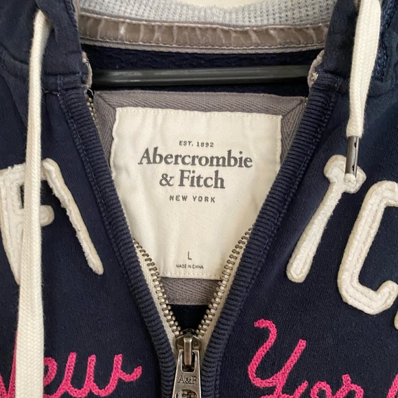 A & F Women’s Hooded jacket - Picture 4 of 4